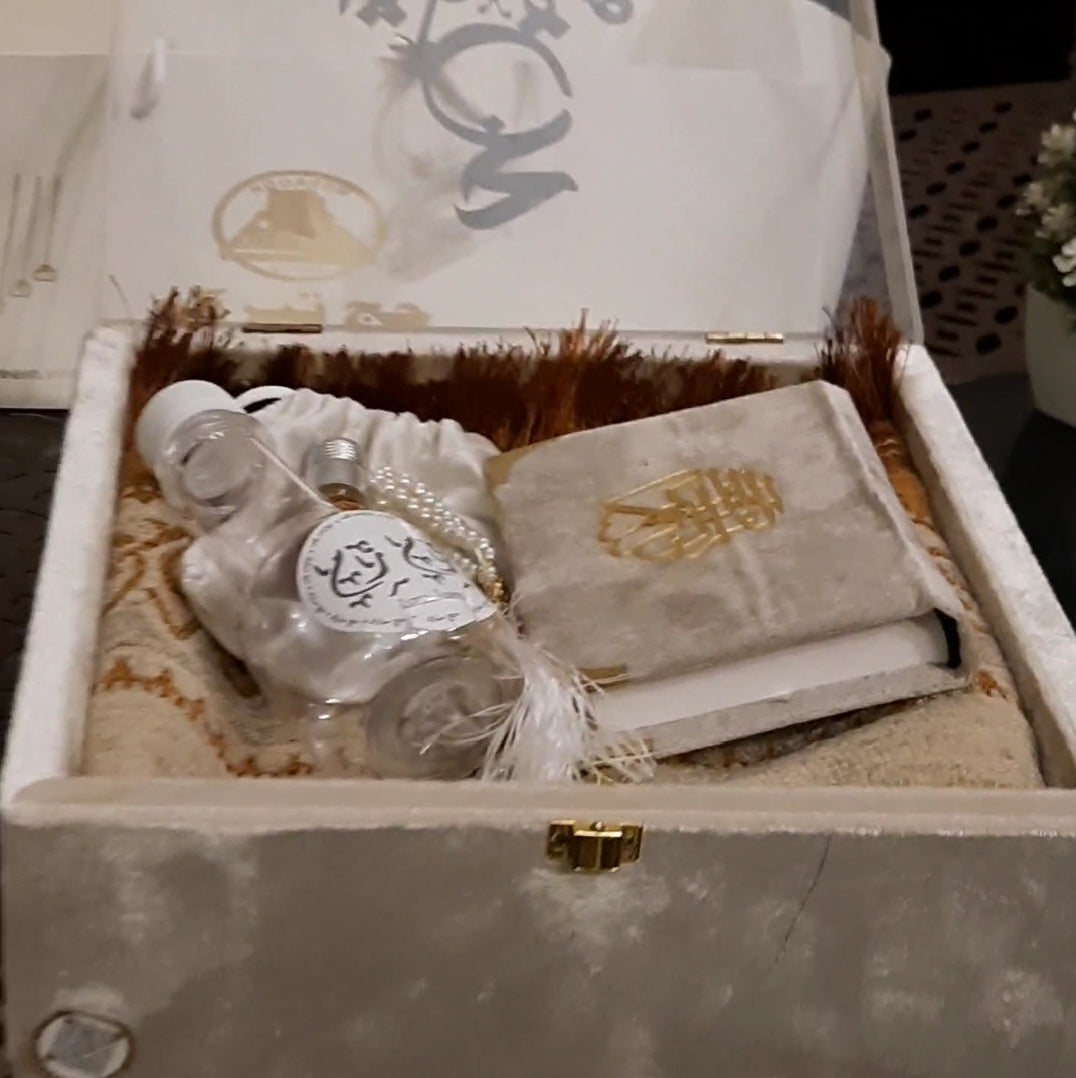 Wooden velvet MDf box