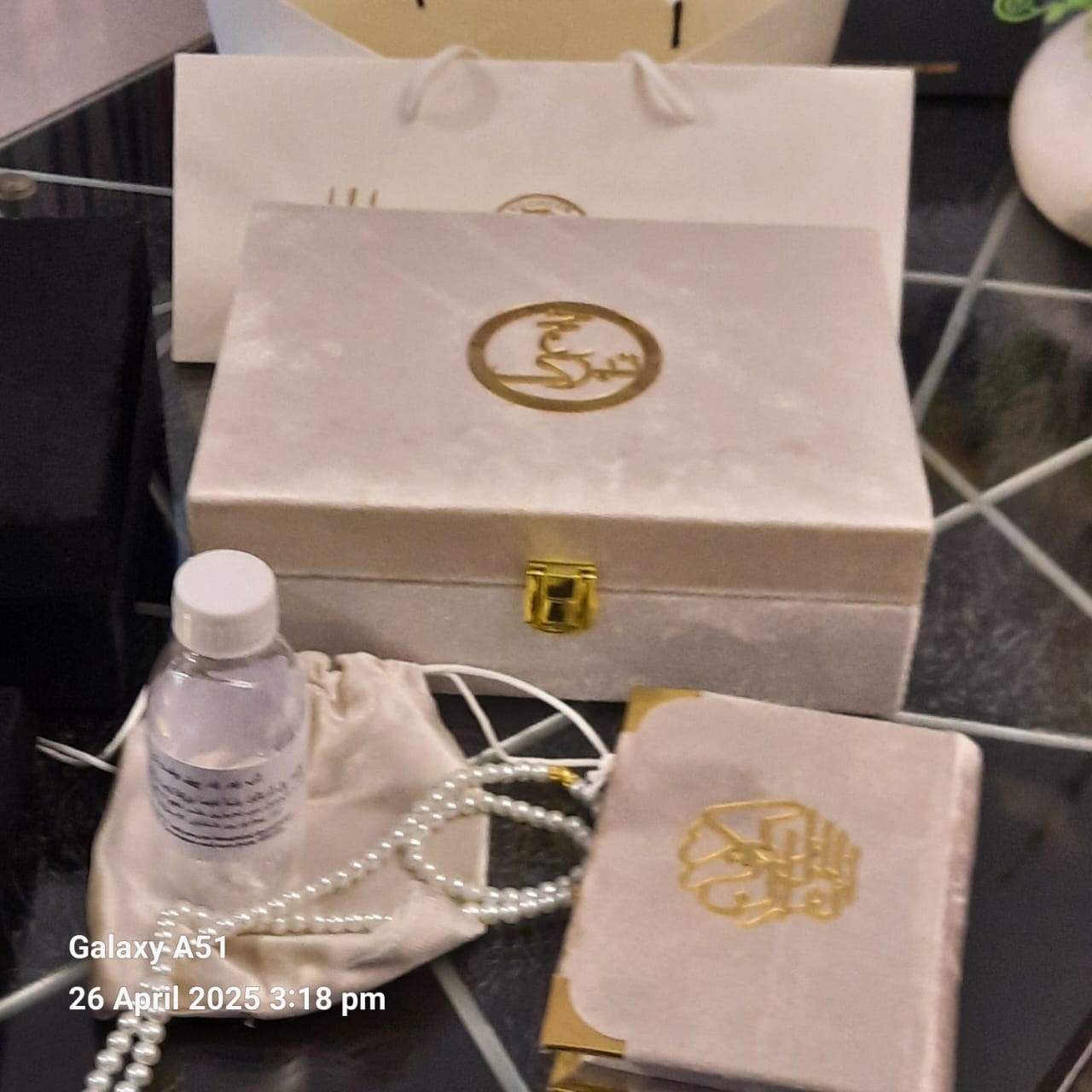 Umrah Executive velvet tabarruk box