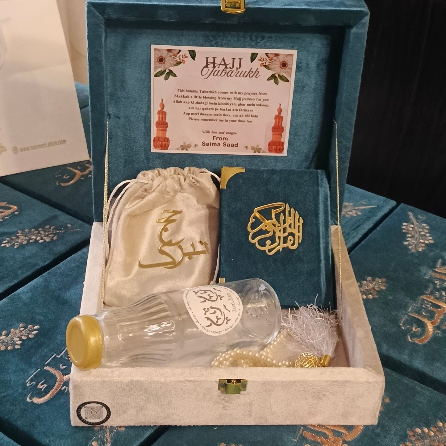 Wooden velvet excuiset Embroidered box