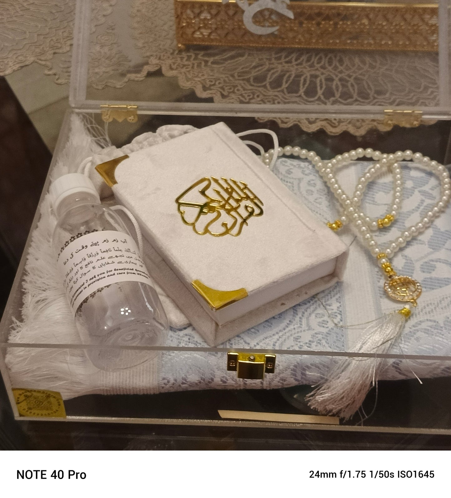 Acrylic primiume Quality Umrah tabarrukh set