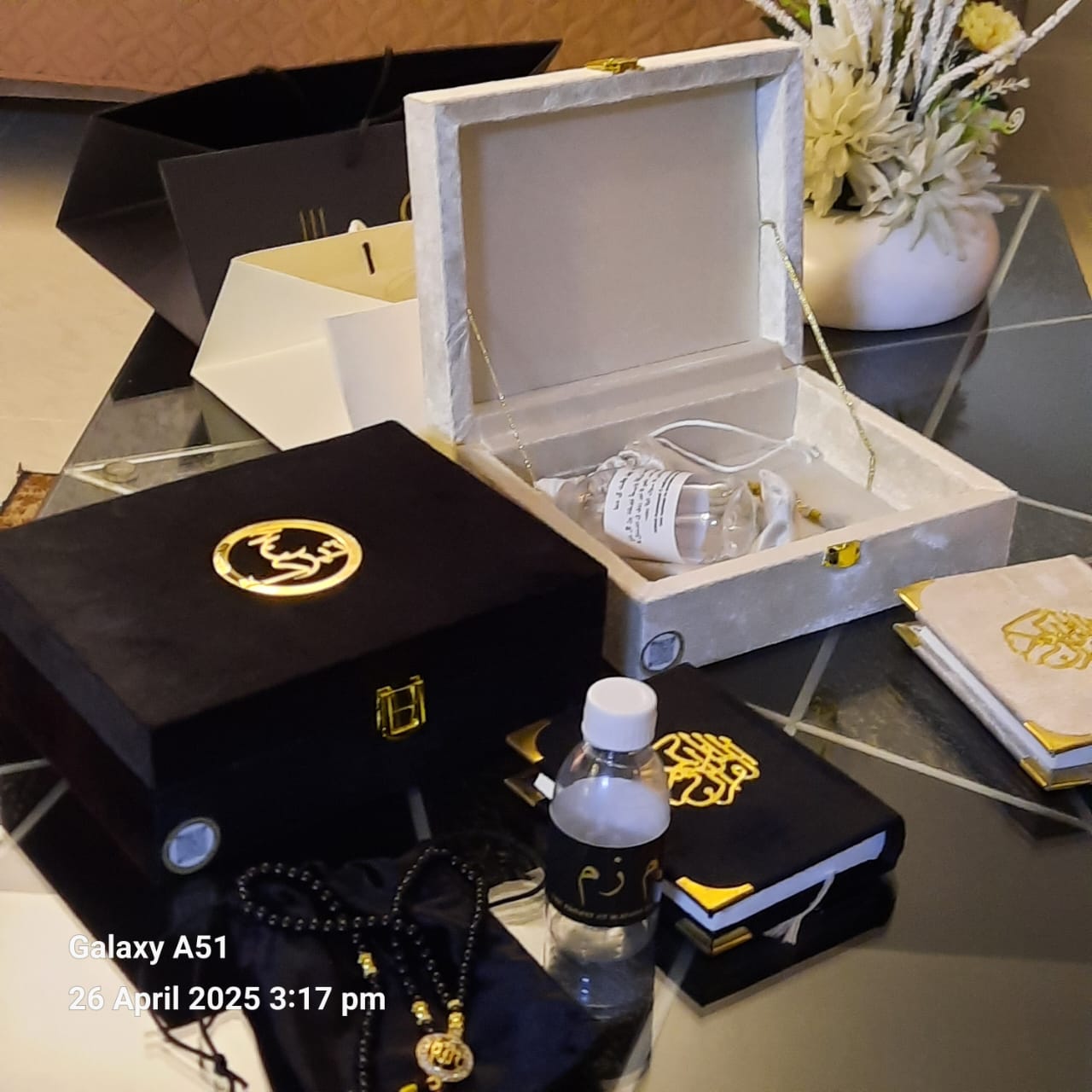 Umrah Executive velvet tabarruk box