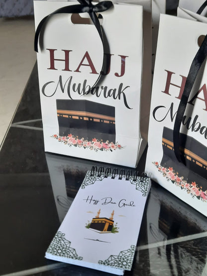 Hajj Duas booklet for hajj pilgrimage and gift for if a loved one for hajj