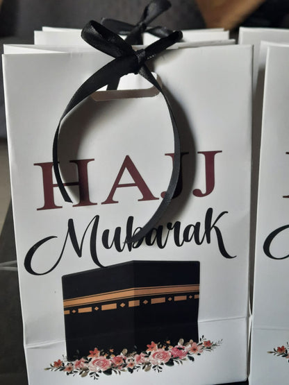 Hajj Duas booklet for hajj pilgrimage and gift for if a loved one for hajj