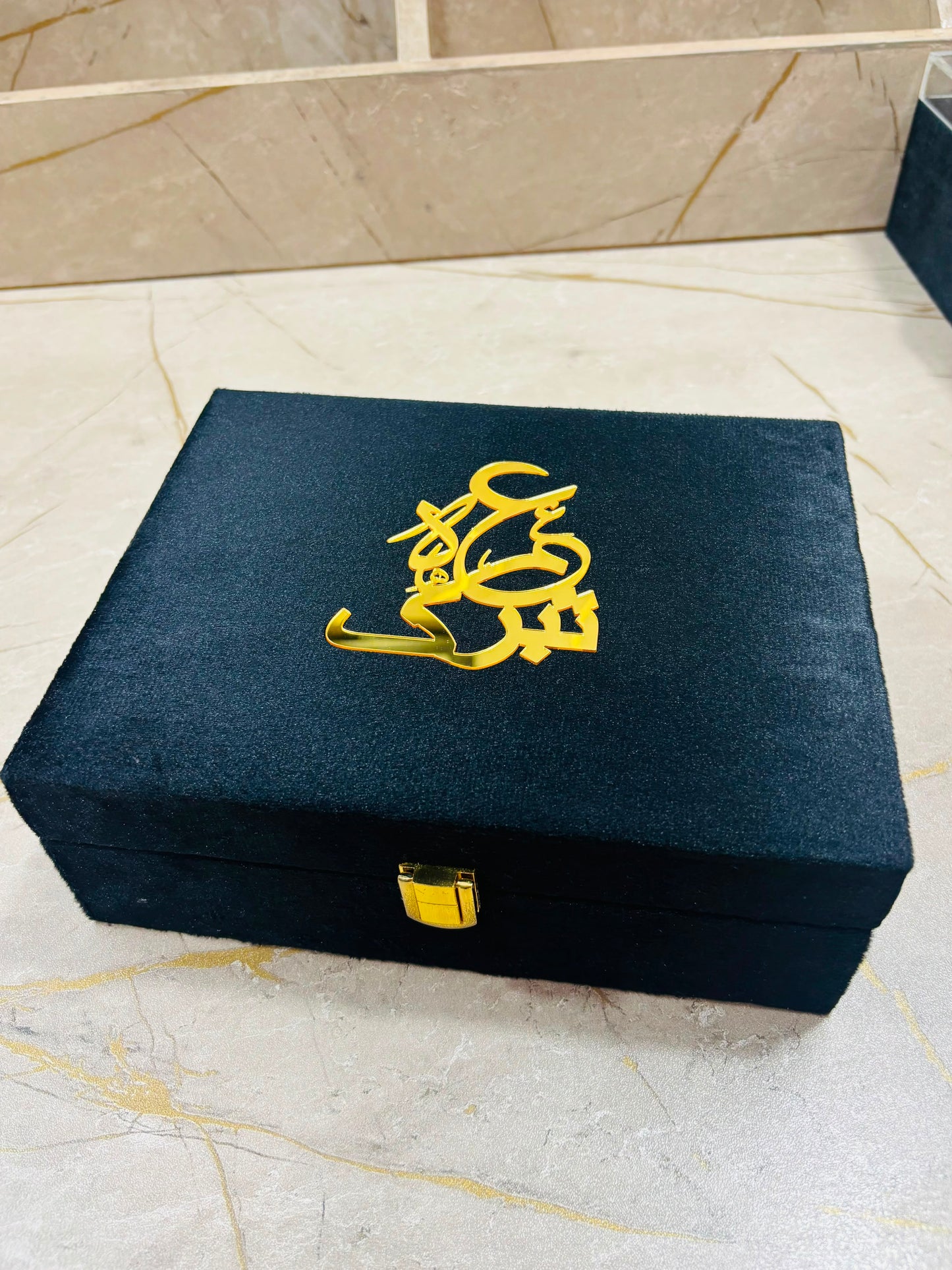 Umrah Tabbaruk Wooden Velvet Tabarruk Box